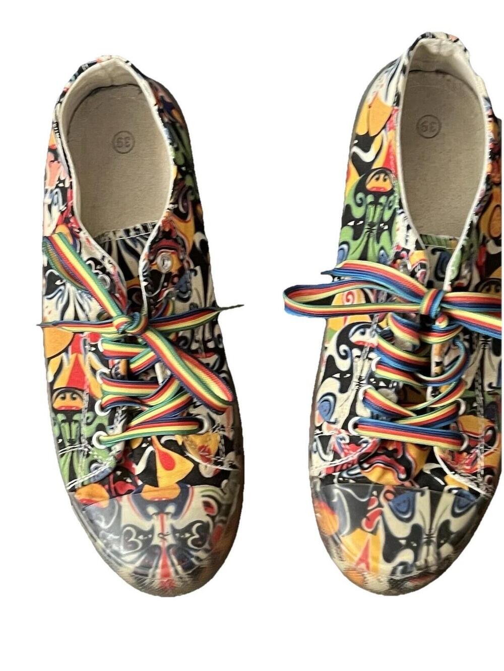Goby Grafiti print low top sneakers with rainbow laces & soles